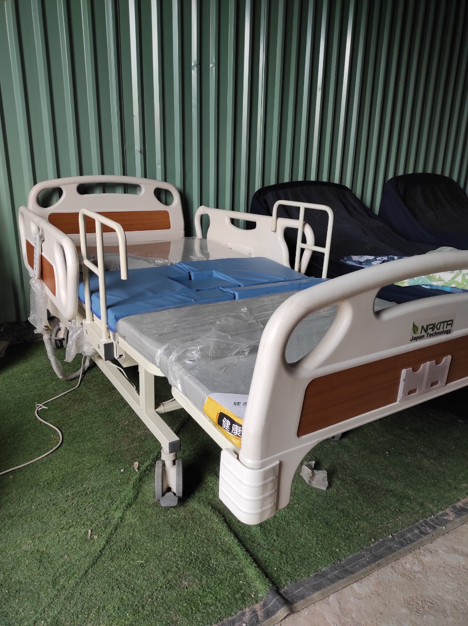5 Cách Chọn Giường Bệnh Điện cơ 16 chức năng Nakita NKM-B11 Phù Hợp Với Nhu Cầu